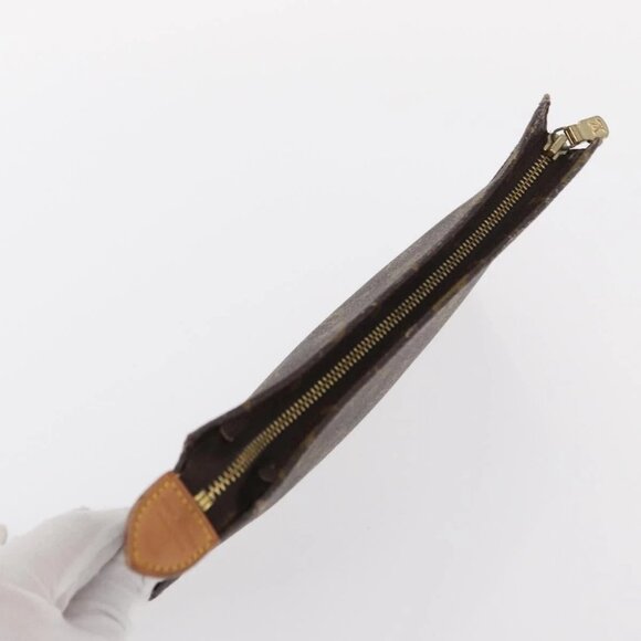 LOUIS VUITTON Monogram Bucket GM Accessory Pouch - Picture 5 of 15